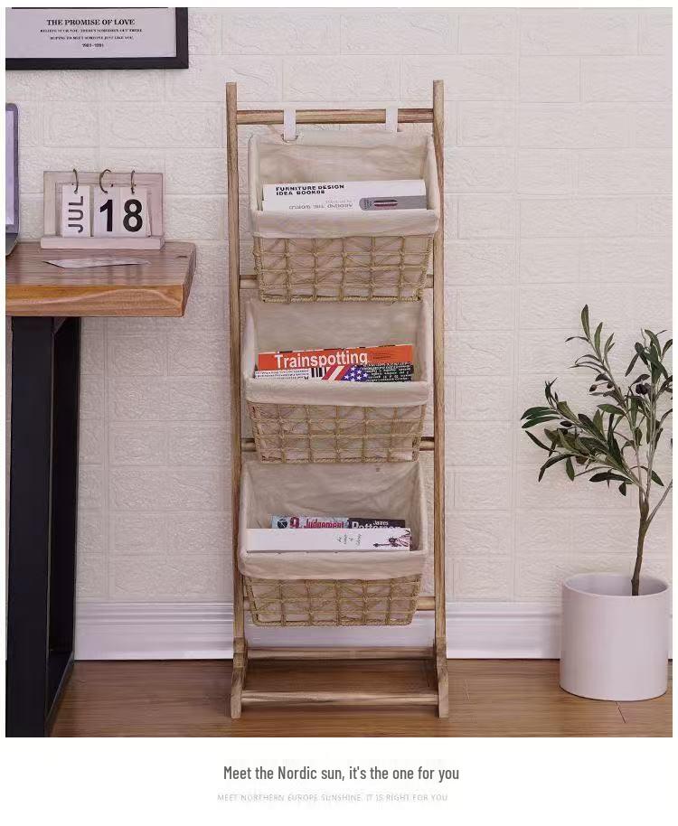 Raft de depozitare de podea țesut cu mai multe straturi pentru gustări, diverse, cărți și ziare în camera de zi