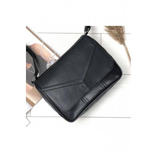 Taschen und Koffer Mittelgroße Damen-Umhängehandtasche aus echtem Leder.