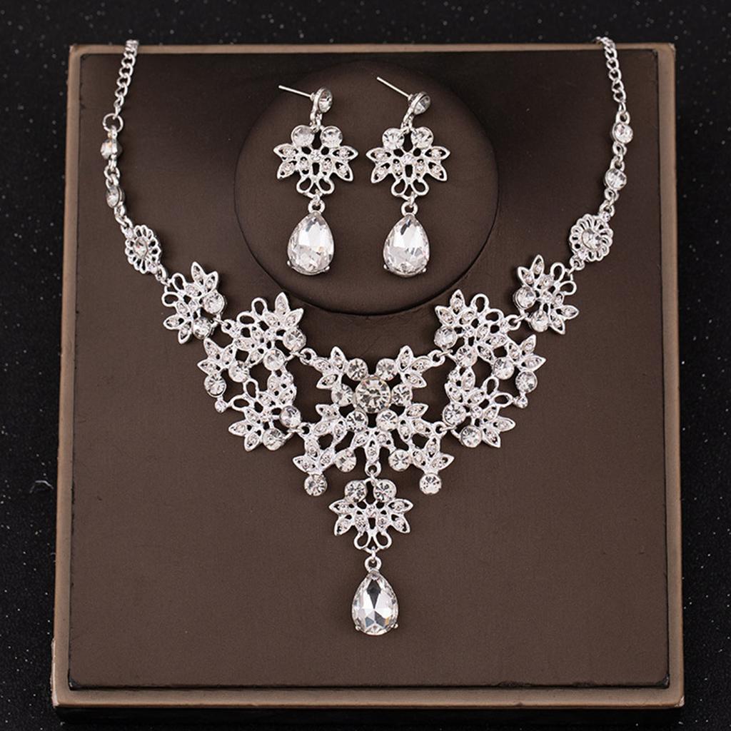 Women's Hanging Necklace Earrings Set Exquisite Charm Bridal Necklace Earrings for Bridesmaid Wedding Masquerade