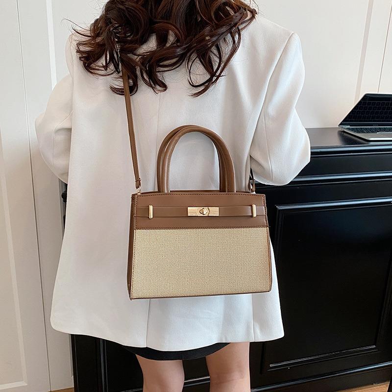 Fashion autumn new handbag simple foreign texture shoulder bag casual retro contrasting color messenger women's bag