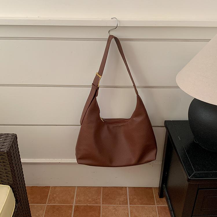 Bag women's bag new 2025 large-capacity messenger bag women's high-end underarm bag Korean version commuter tote bag