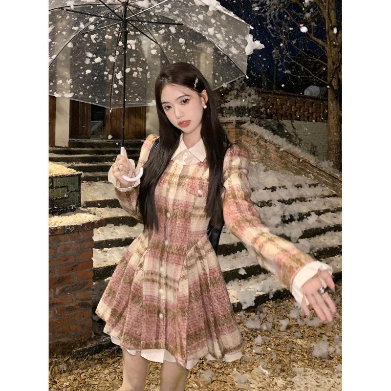 

Plaid Two-Piece Dress: Women s 2025 Woolen Slim-Fit Flared Skirt, Long-Sleeved, Sweet French Style for Autumn/Winter. L (100-114 jin)