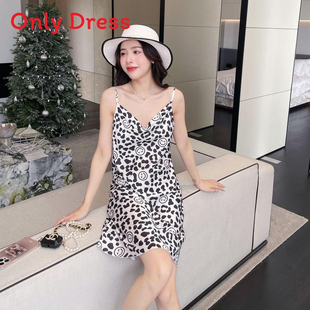 Summer Girl Ice Silk Heart Nightdress With V Neck And Sleeveless Design For Home Wear