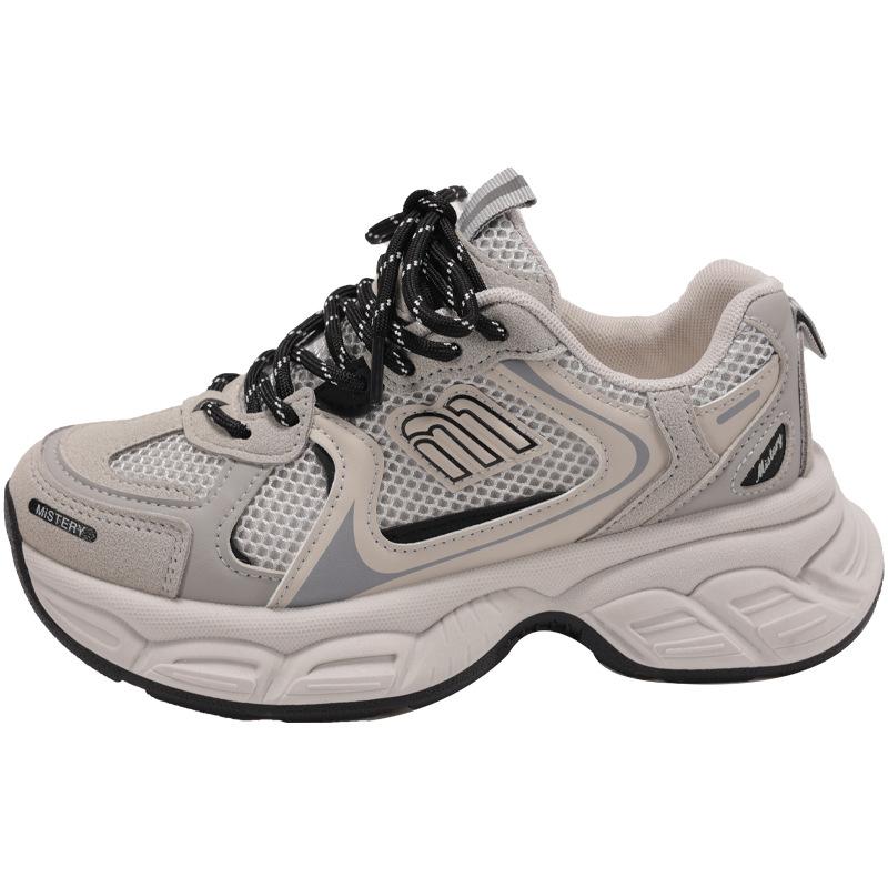 Modische kleine Papa-Schuhe Damen 2025 Frühling neue weichsohlige leichte Sportschuhe kleine gebratene Street-Plateauschuhe