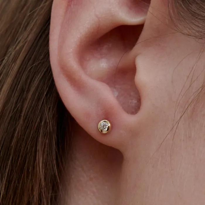 14k Crystal Round Piercing (Single)