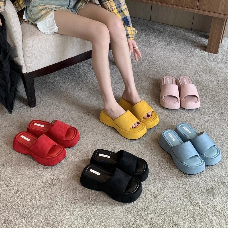 Premium sense thick bottom one-word drag women's summer outer wear design sense niche muffin open toe cool slippers