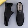 Men's shoes 2025 summer new fashionable soft slip-on shoes Light and comfortable casual shoes soft-soled mesh shoes