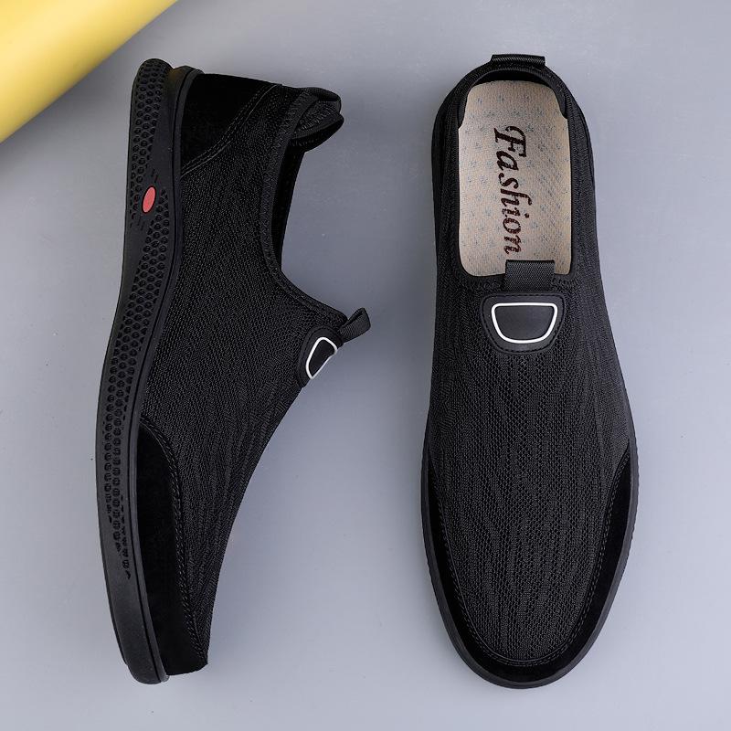 Men's shoes 2025 summer new fashionable soft slip-on shoes Light and comfortable casual shoes soft-soled mesh shoes