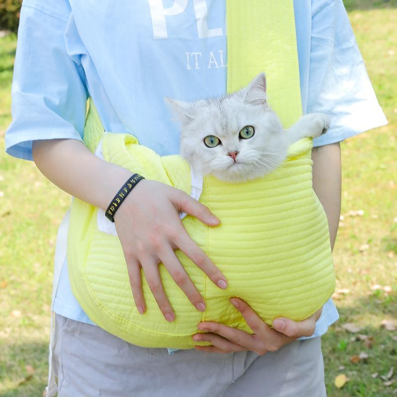 Hot pet backpack Spring/summer cat cross backpack Portable pet shoulder cross bag pet supplies