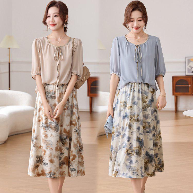 Mom's Retro Summer Chiffon Dress: 2026 Slim-Fit Two-Piece Style