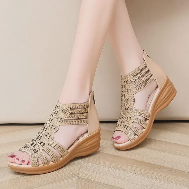 2021 Women’s Wedge Sandals: Casual, Versatile Fish Mouth Shoes with Rear Zipper for Mothers.