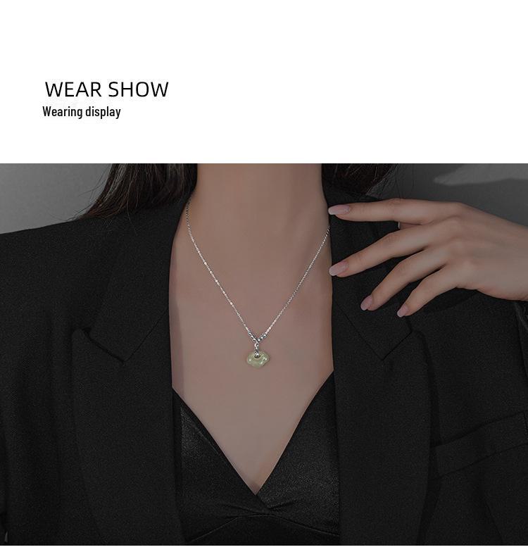 925 Silver Peace Lock Necklace with Hetian Jade & 14K Gold Clavicle Chain, Featuring a Retro Ruyi Longevity Lock Pendant for Women.