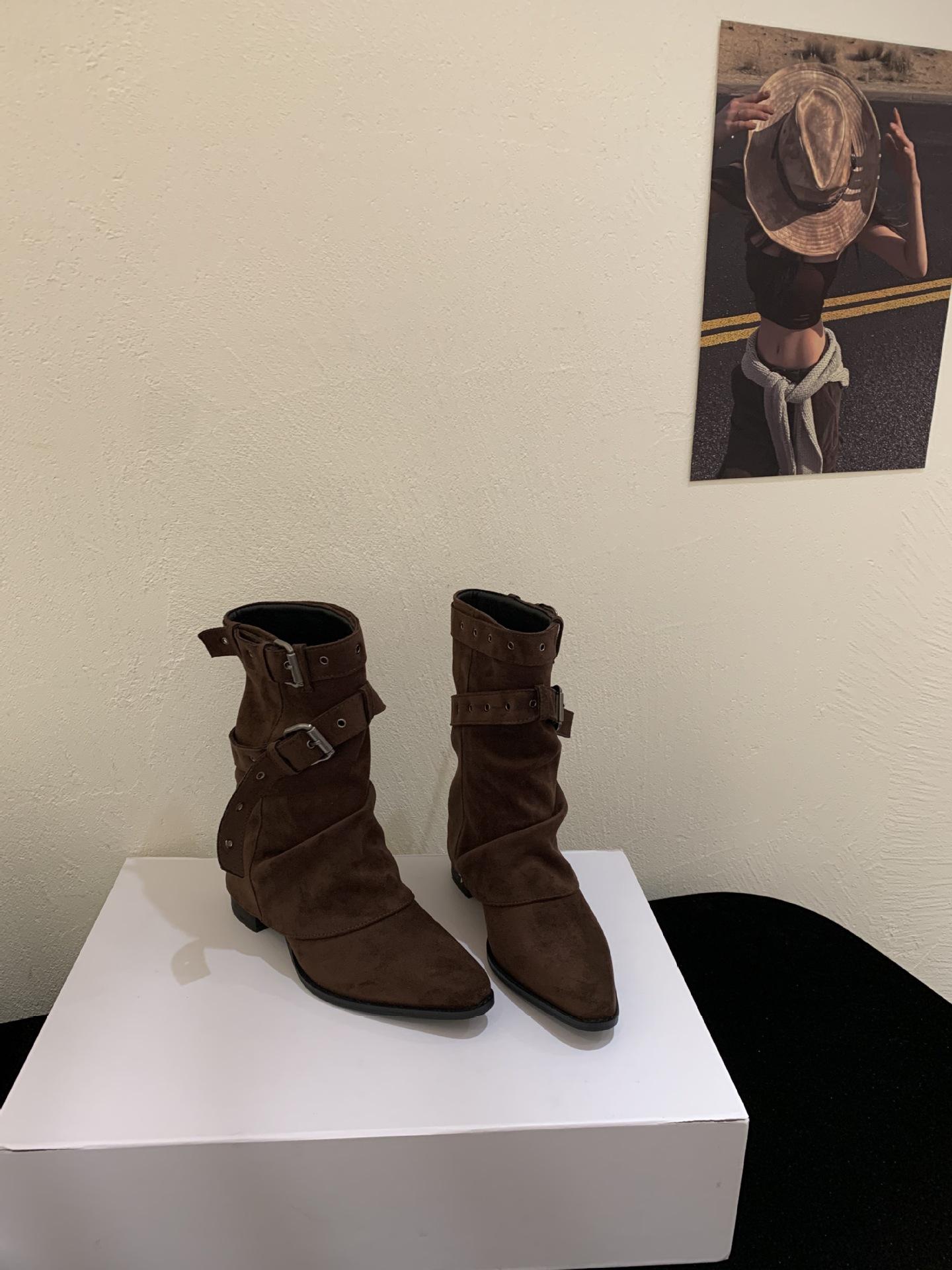 

6688-2~ Coarse Heel French Pointed Western Cowboy Boots Women s Boots Autumn and Winter 2025 New 39