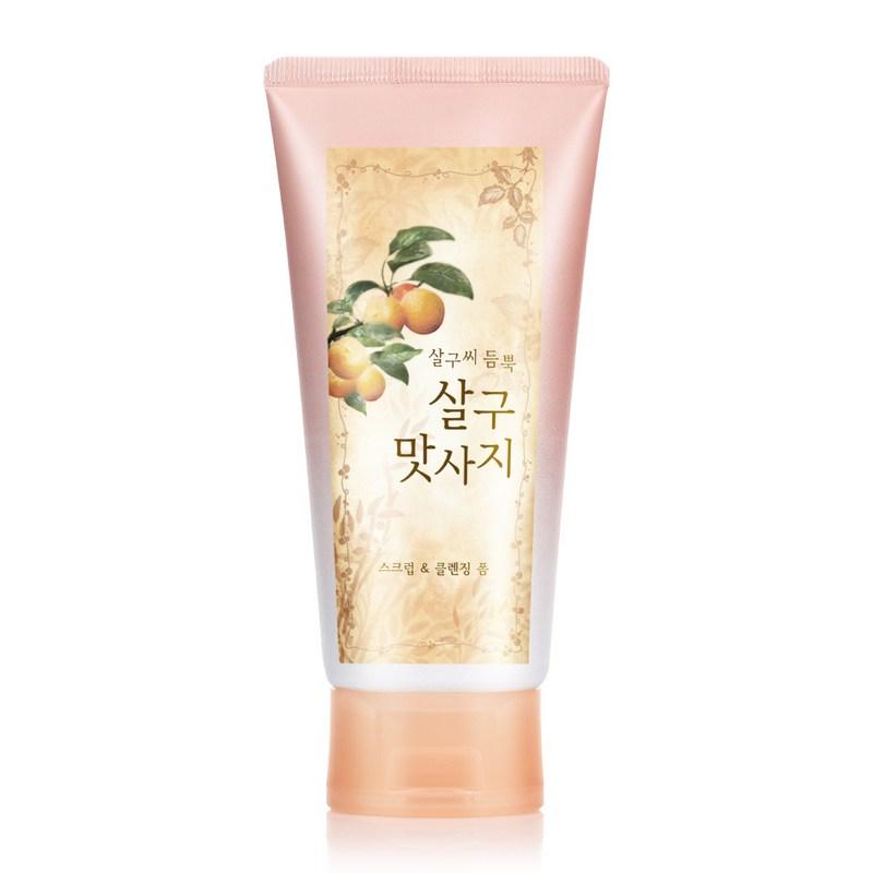 LG Household & Health Care Apricot Scrub & Cleansing Foam, 120g, 1 pcs