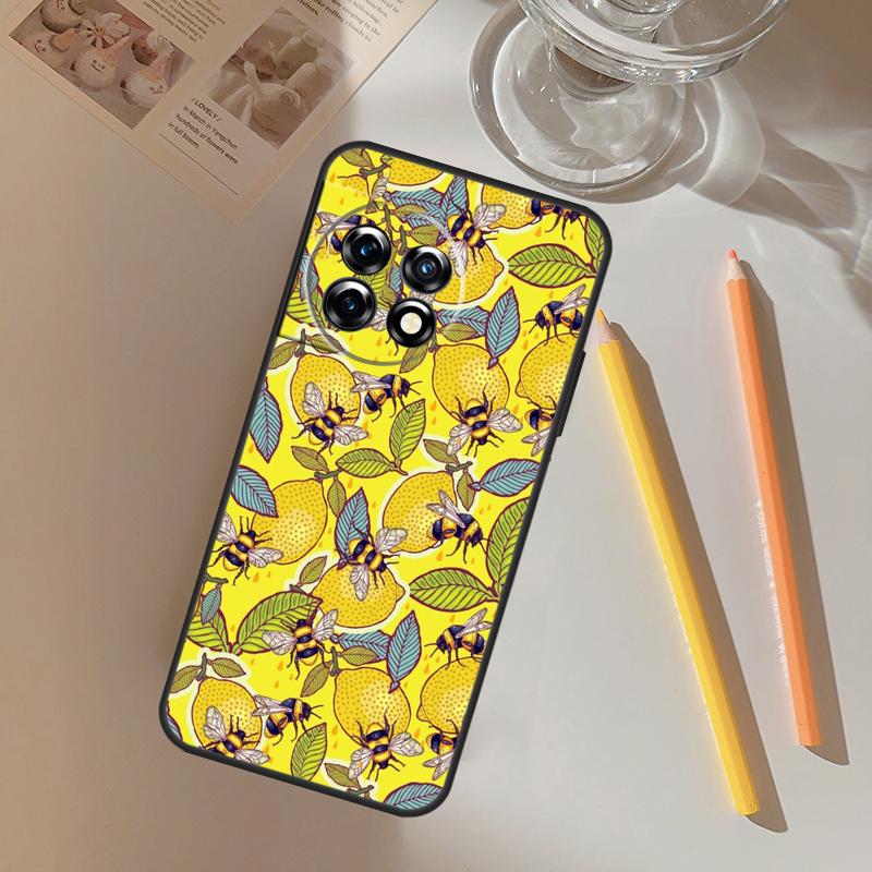 Midsummer Bee Garden Honey Funda For OnePlus 12R 13 12 R 11 9 10 Pro 8T 9RT 10T OnePlus Nord 4 CE 2 3 Lite N20 N30 Case