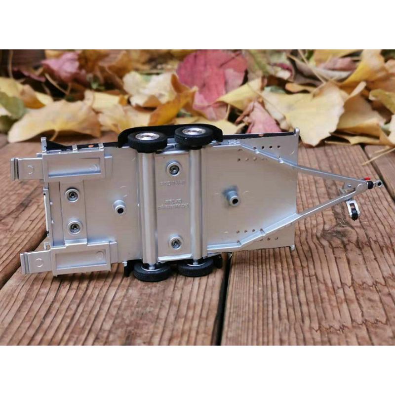 1:43 Литой металлический прицеп серебряный — фото 6