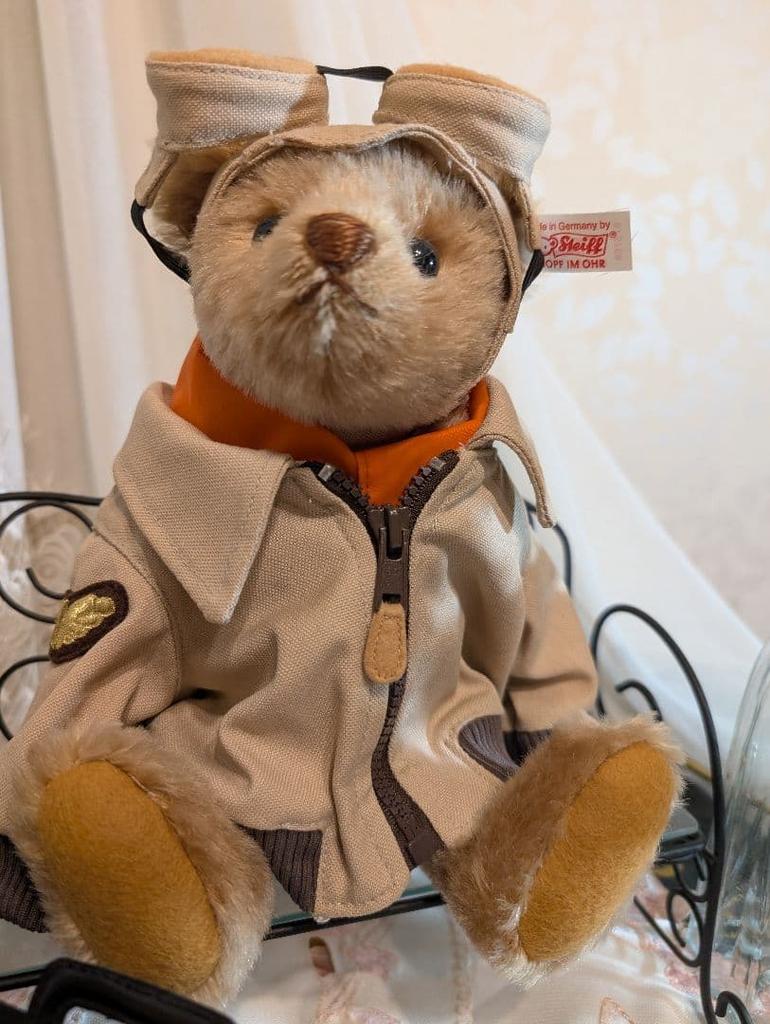[USED] Steiff JAL Pilot Teddy Bear, Made In 2002