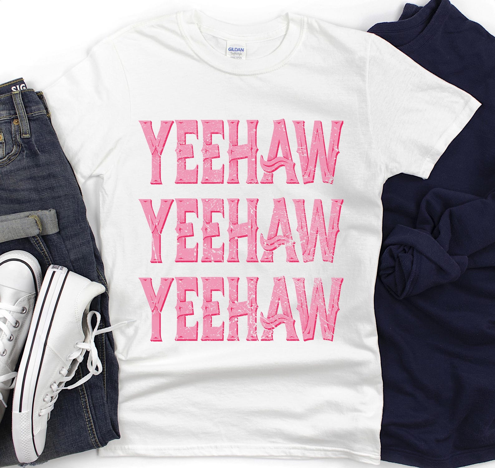 YEEHAW T-Shirt | Western cowgirl pink text tee M
