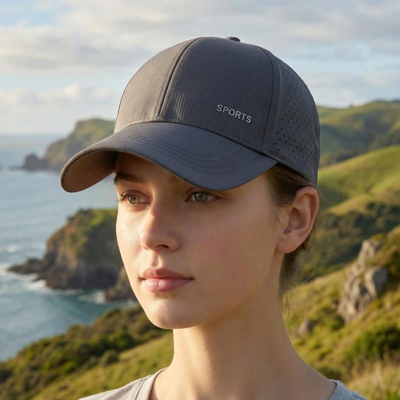 Lightweight Men's Baseball Cap – Breathable Mesh Back Summer Hat for Hiking Fishing & Casual Wear