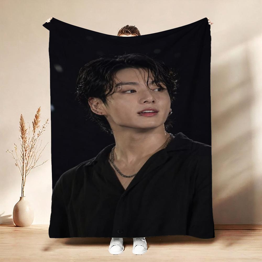 Black Denim Silver Chains Aesthetic Pattern Blanket Ultra Soft Throw Blanket For Living Room Sofa Bedroom Bed Home Party Decor Memorial Gift
