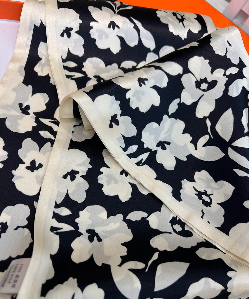 ! Black And White Small Floral Double-Sided Silk Scarf, Spring And Autumn Double-Layer Scarf, Mulberry Silk Scarf, Long Streamer