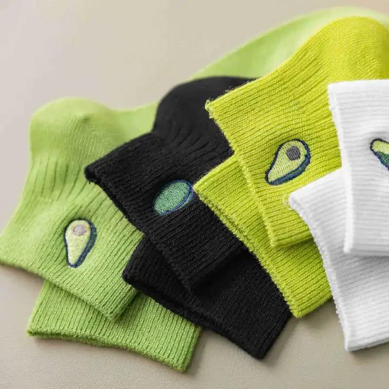 Damen Einfarbig Avocado Stickerei Lässige Baumwoll Kurzsocken Damen Prägnanter College-Stil Atmungsaktive Socken Mode Trendige Accessoires