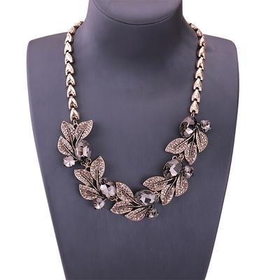 Short Necklace, Female Crystal, European and American Retro Big-name Full Diamond Decorative Collarbone Chain Accessories