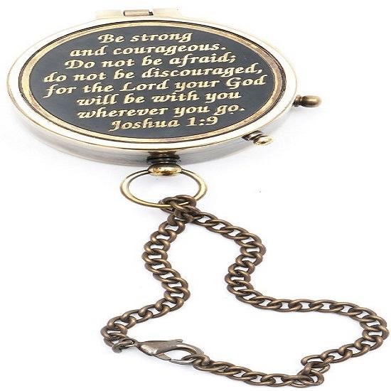 Bądź Silny i Odważny Nie Bój się Mosiężny Grawerowany Kompas z Czarną Tarczą, z Tłoczonym Drewnianym Pudełkiem, Prezenty Urodzinowe, Prezenty na Bierzmowanie