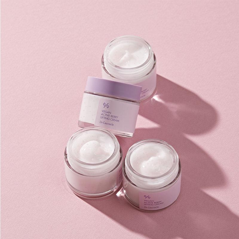 Dr.Ceuracle Wegański krem ​​liftingujący z aktywnymi jagodami 75g