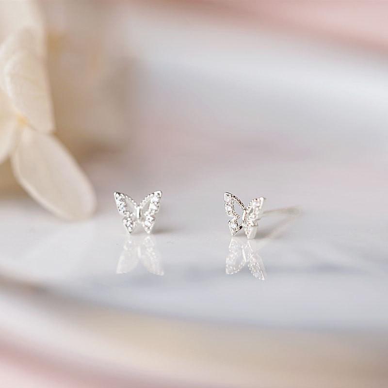 925 Silver Inlaid Crystal Butterfly Stud Earrings Women Classic Daily Jewelry Exquisite Quality