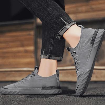 Modne płócienne buty męskie Wygodne uniwersalne sneakersy Męskie letnie z tkaniny lodowo-jedwabnej Casualowe oddychające buty do chodzenia Outdoorowe sportowe mokasyny