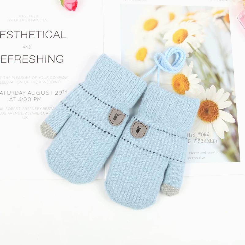 Baby Gloves for Autumn and Winter, Thickened and Fleece-Lined for Warmth, Suitable for Toddlers, Boys and Girls, Cute Dinosaur Design, Mittens
