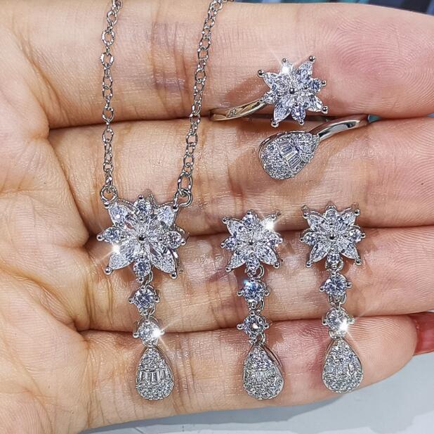Jewelry Necklace Zircon Set Bridal Woman Set Chain Zircon Necklace Super Flash Natural