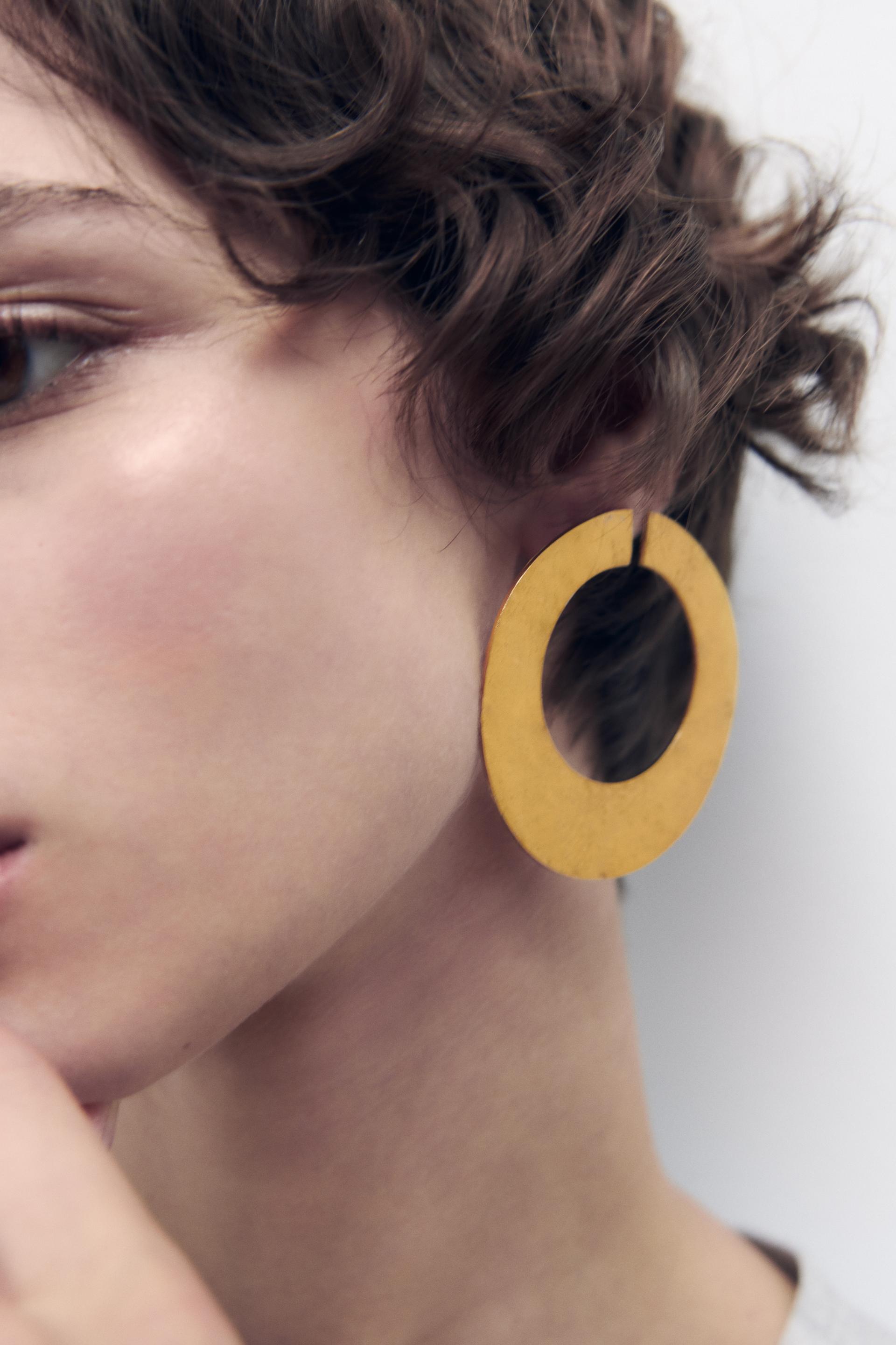 

ОТКРЫТЫЕ КРУГЛЫЕ СЕРЬГИ