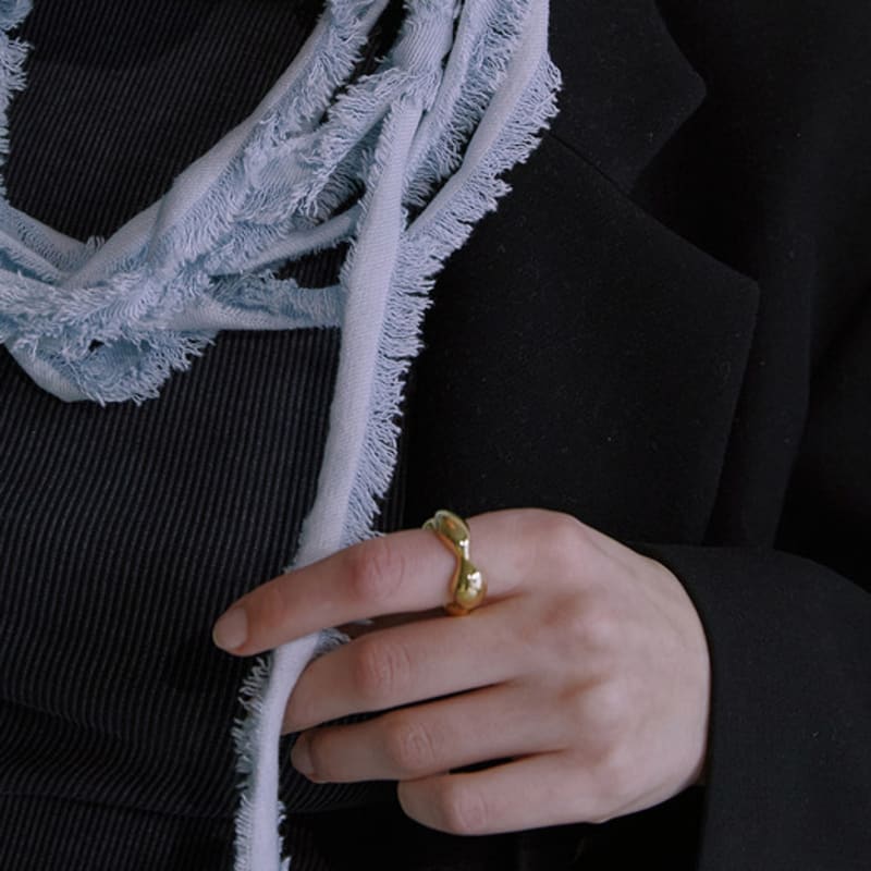 

Third movement Bubble Ring (Gold) 20 (10,000 won)