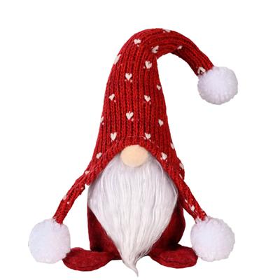 Gesichtslose Puppe, gestrickte Displayform, Hut, sitzende Puppe, Herzdruck, Zwergenpuppenornament