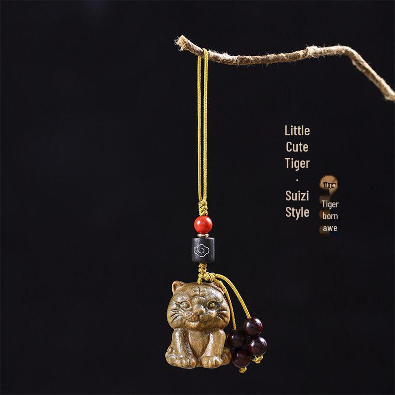 Green Sandalwood Tiger Pendant Phone Chain & Keyring Bag Charm Tassel