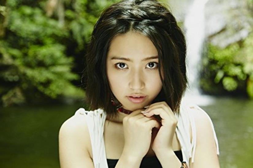 MICHI 1st Album for the First Press Limited Edition "Sprint Dreams" (CD+DVD+PHOTOBOOK)