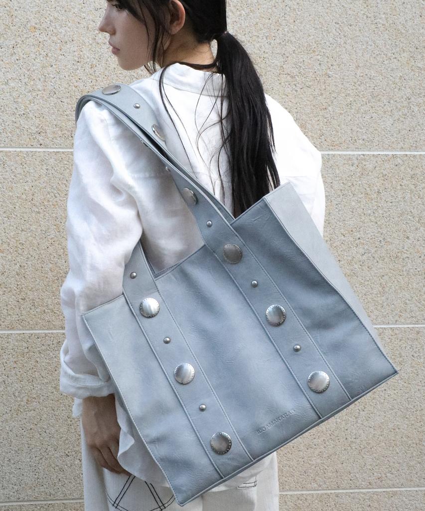 Iugamakaras Big Studded Shopper Bag (Sky Blue)