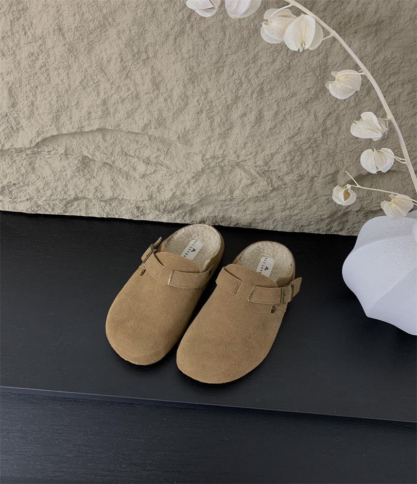 2025 autumn and winter new thick-soled bag head half slippers women's wear fashion one-pedal lazy shoes