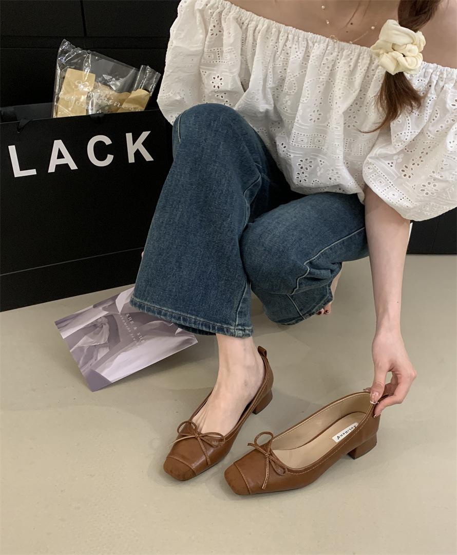 

Inner shallow mouth retro single shoes women s shoes spring and autumn 2025 new round head bow one pedal Doudou shoes 39 коричневый