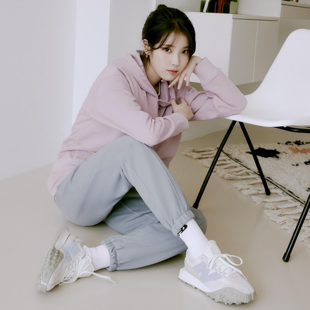 New Balance XC-72 Sea Salt Light Arctic Grey Unisex Sneakers White UXC72TD