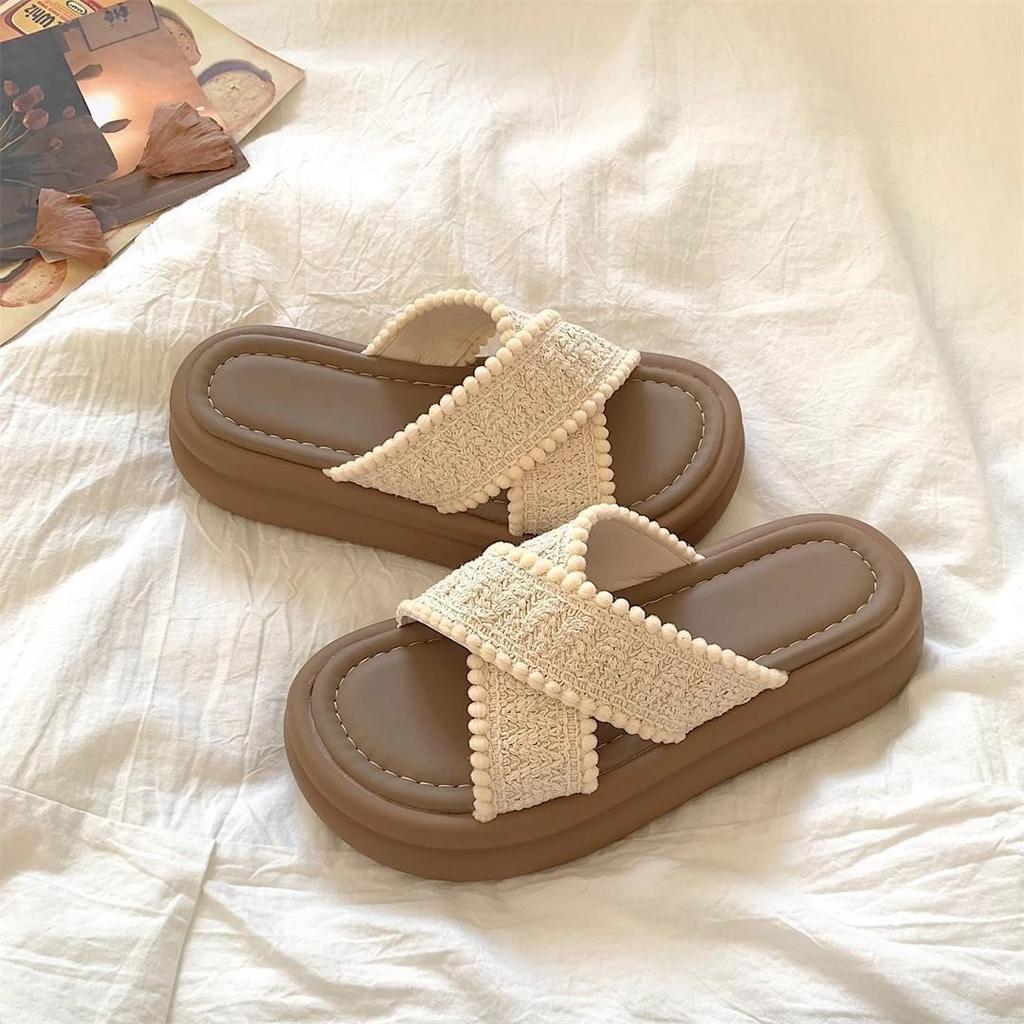Cool slippers women's summer wear platform casual beach sandals fashion French heightening one-word drag