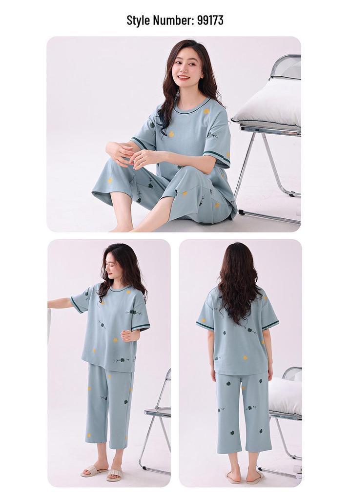 Women's Pure Cotton Pajama Set: Short Sleeve, Seven-Point Pants, Loose Fit, Built-In Bra Pads, Comfortable Home Wear.