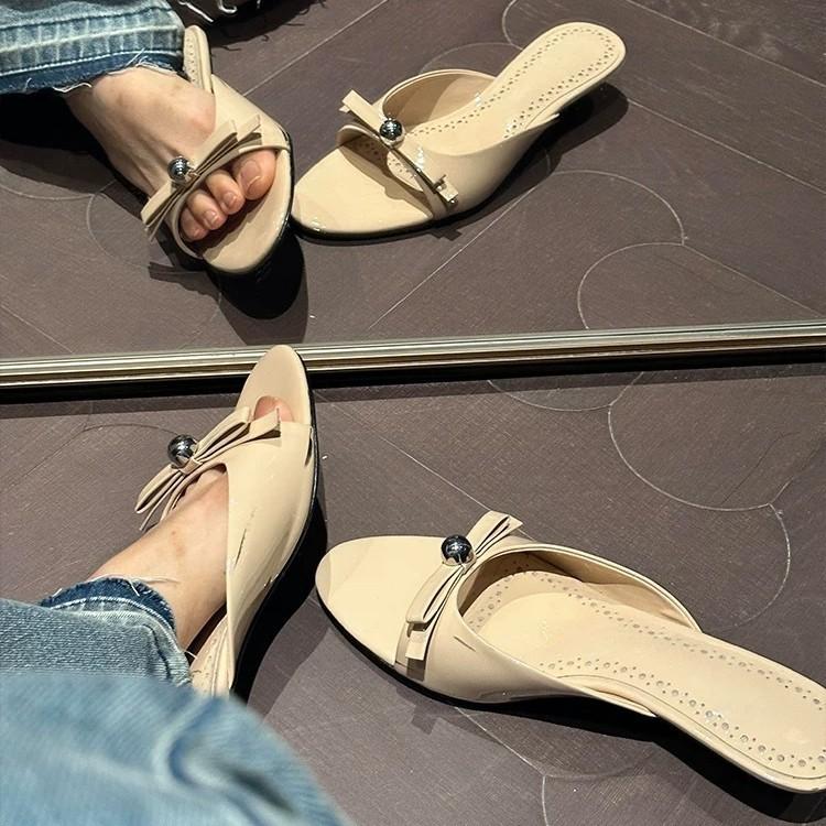 Leather patent leather French temperament kitten heel slippers women's outerwear 2025 summer sandals
