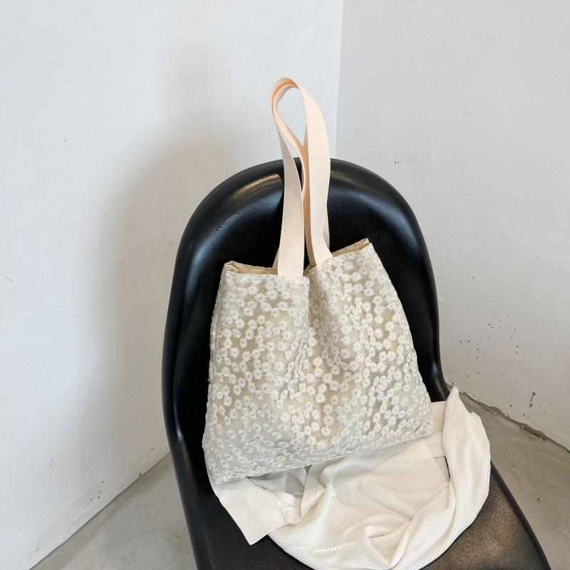 Large-capacity Shoulder Bag Women's 2026 New Style Small Fresh Floral All-matching Lace Mesh Artistic Handbag