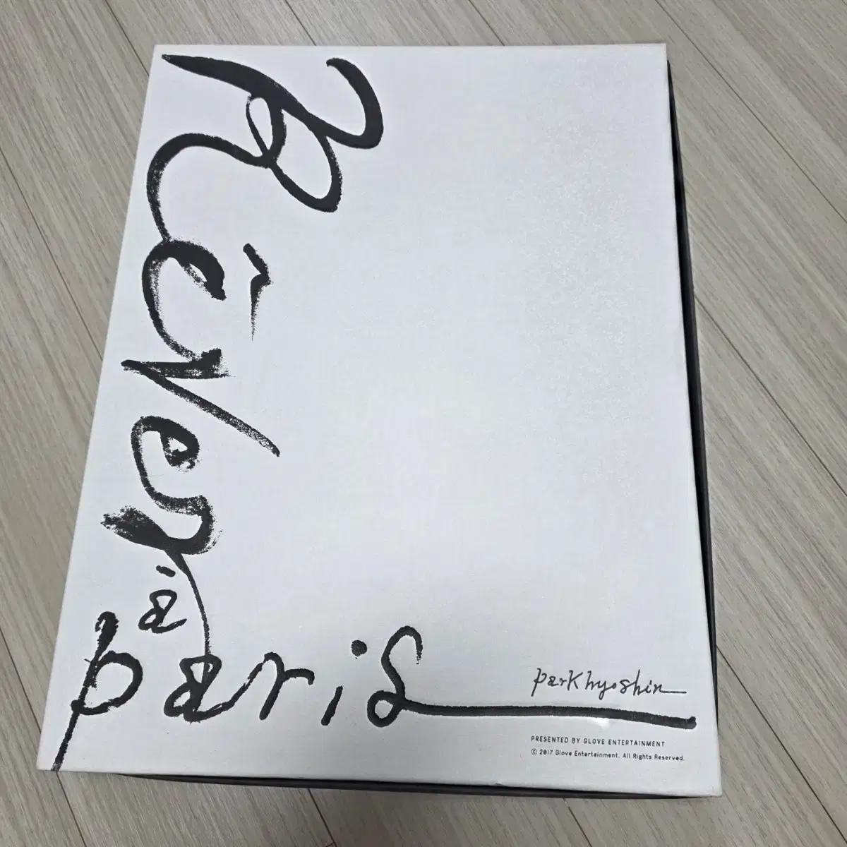 

Пак Хё-шин Товары Ревю Фотобук