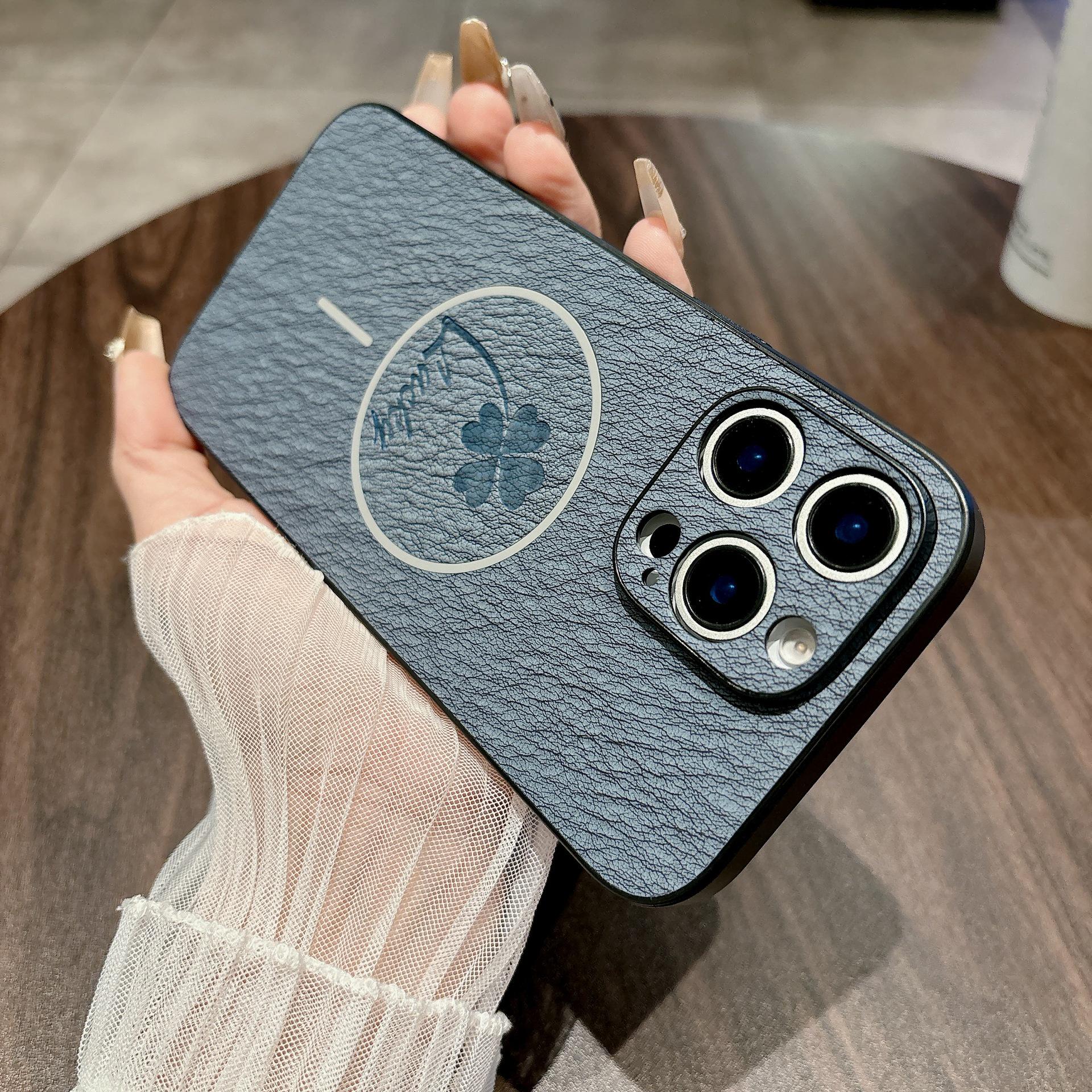 iPhone 16E Magnetic Four-Leaf Clover Leather Case with Lanyard for Apple 17 Promax - Full Coverage Protective Texture iPhone 17 синий