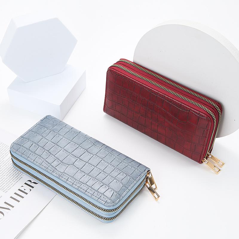 Women's Crocodile Pattern Double Zipper Clutch Wallet - 2025 European & American Fashion Style.
