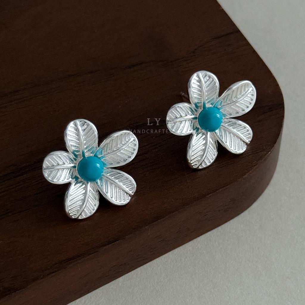 Gold and Silver Two-color Leaf Vein Flower Stud Earrings Turquoise Pearl Flower Heart Retro Fresh Chinese Holiday Commuter Temperament Earrings